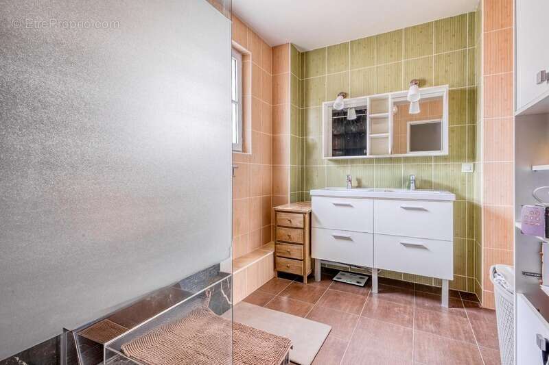 Christophe Michaudelle – EXLUSIVITE - CAPIFRANCE vous propose Nanteuil lès Meaux : Proche des commodités, maison de ville bien e - photo 9