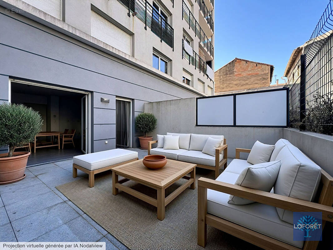 Appartement à MARSEILLE-4E