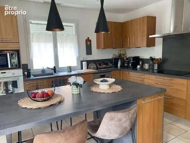 Villa de plain pied type 4 avec piscine - grand garage - photo 5