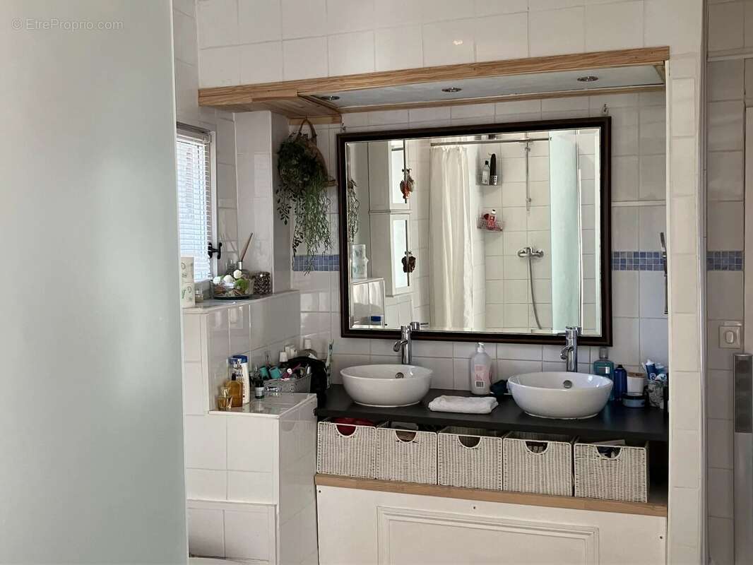 Maison en pierre avec 3 chambres et beaucoup de cachet - photo 15