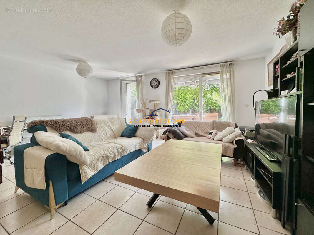 Appartement à LYON-8E
