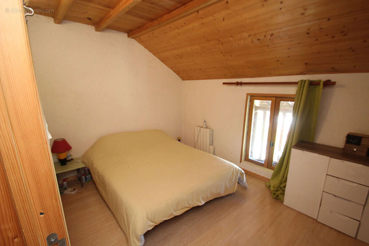 Maison à PIERRE-DE-BRESSE