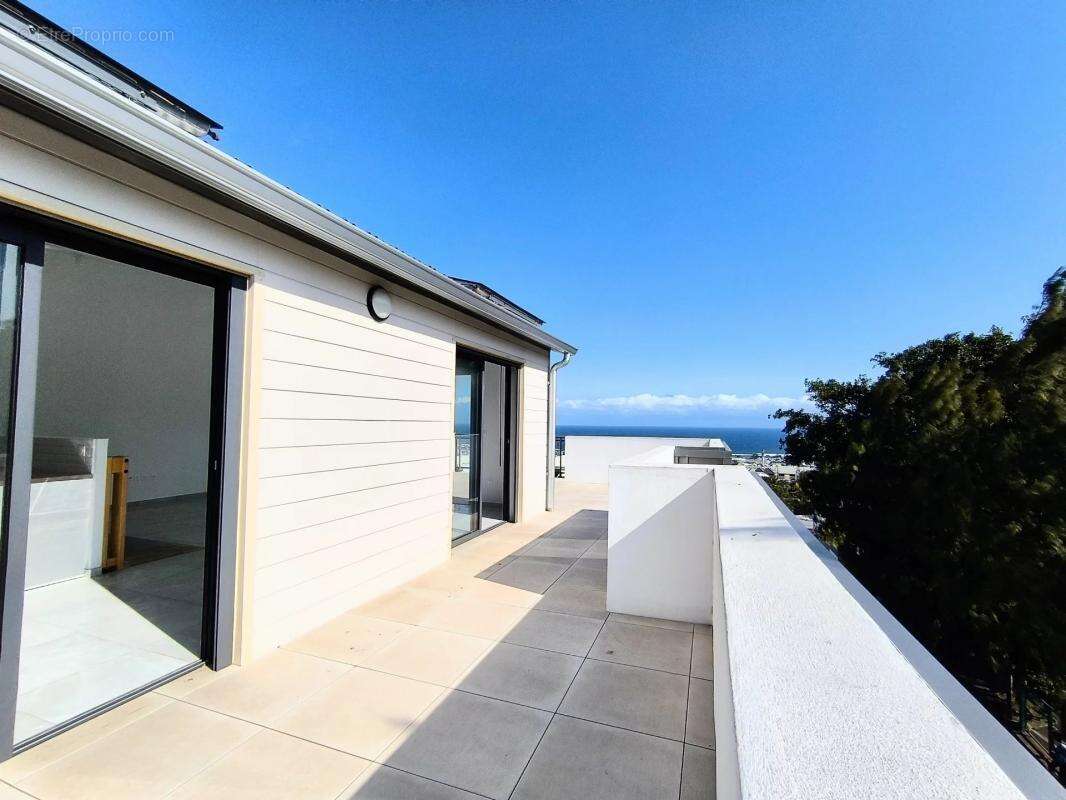 Appartement à SAINT-PIERRE