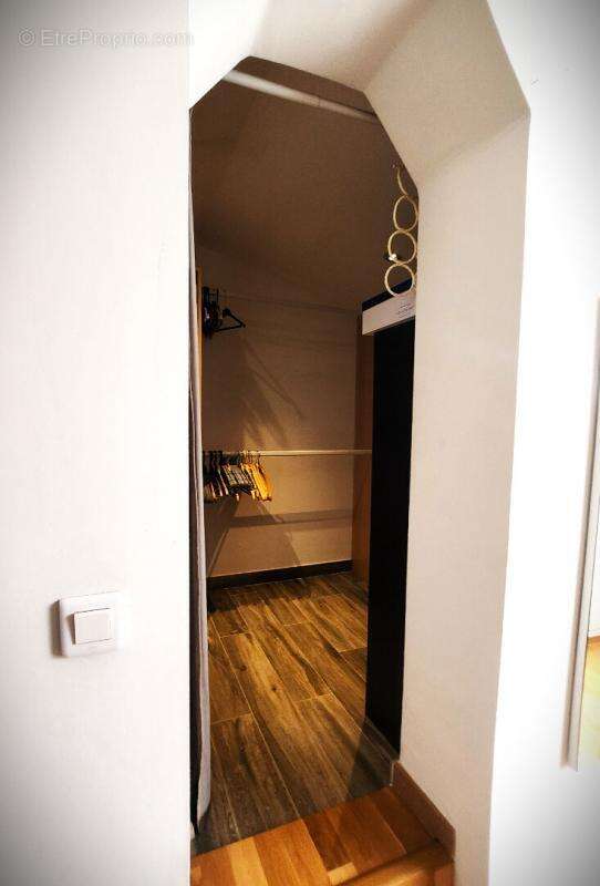 Appartement à MAUGUIO