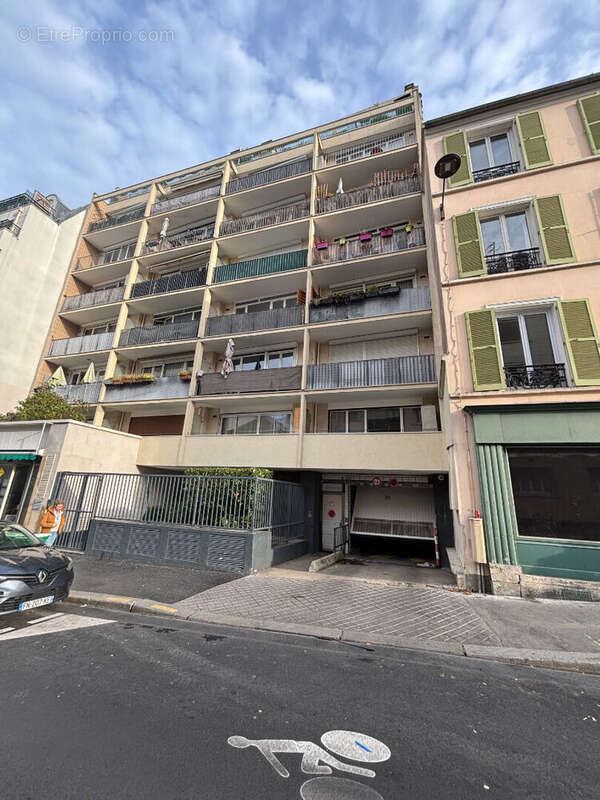 Appartement à PARIS-19E