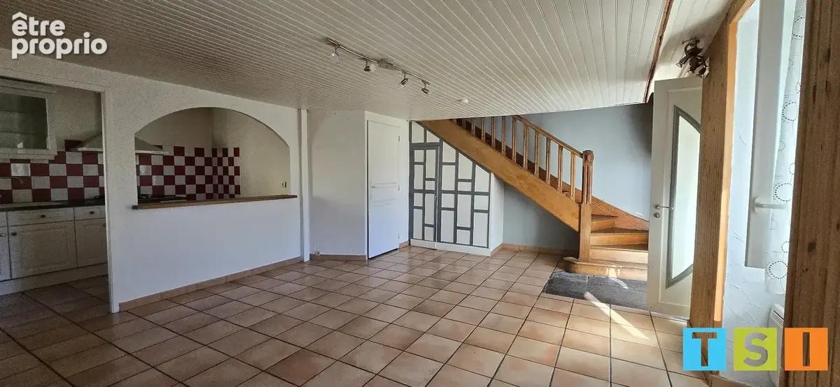 Maison de village 102 m²  4 chambres  Vue montagne - photo 2