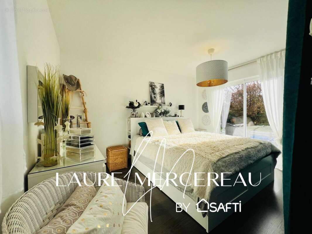 Photo 8 - Maison à SAINT-ETIENNE-DU-BOIS