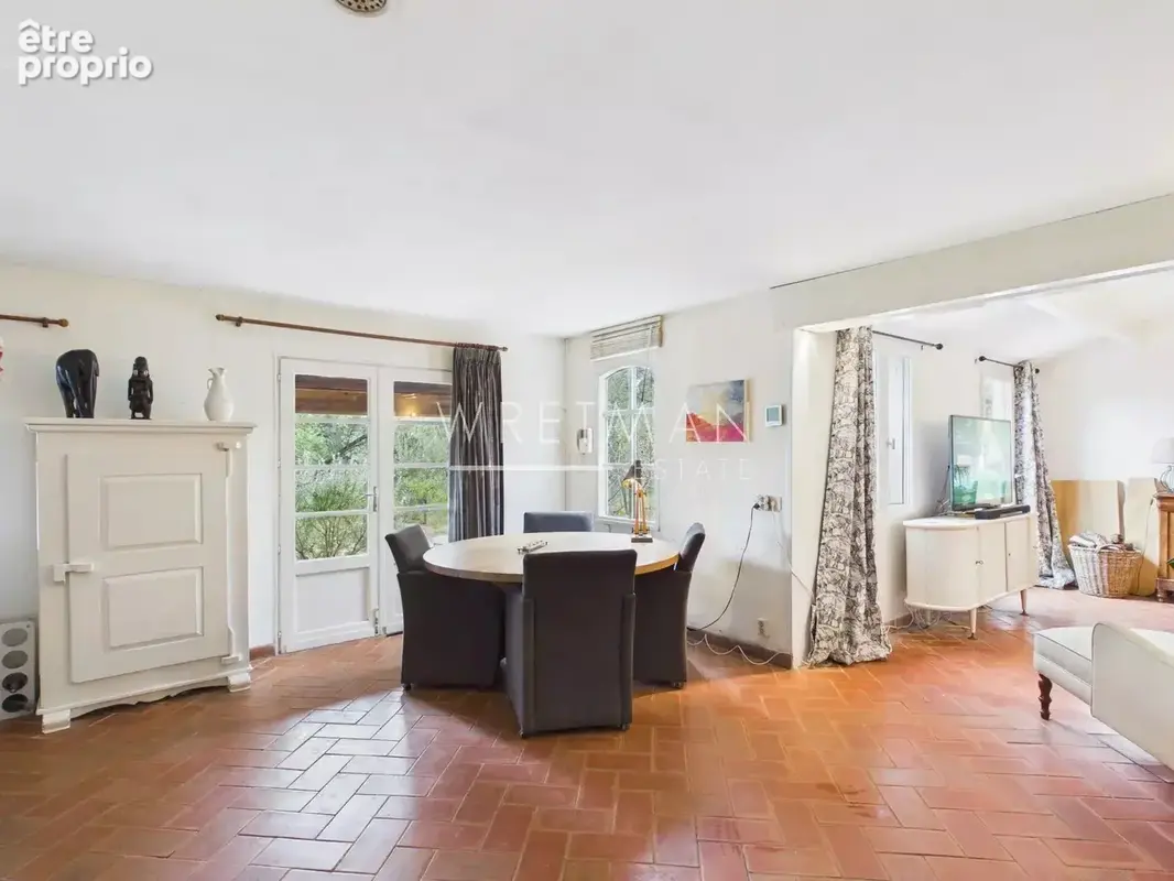 Belle villa de plain-pied avec piscine - Salernes - photo 8