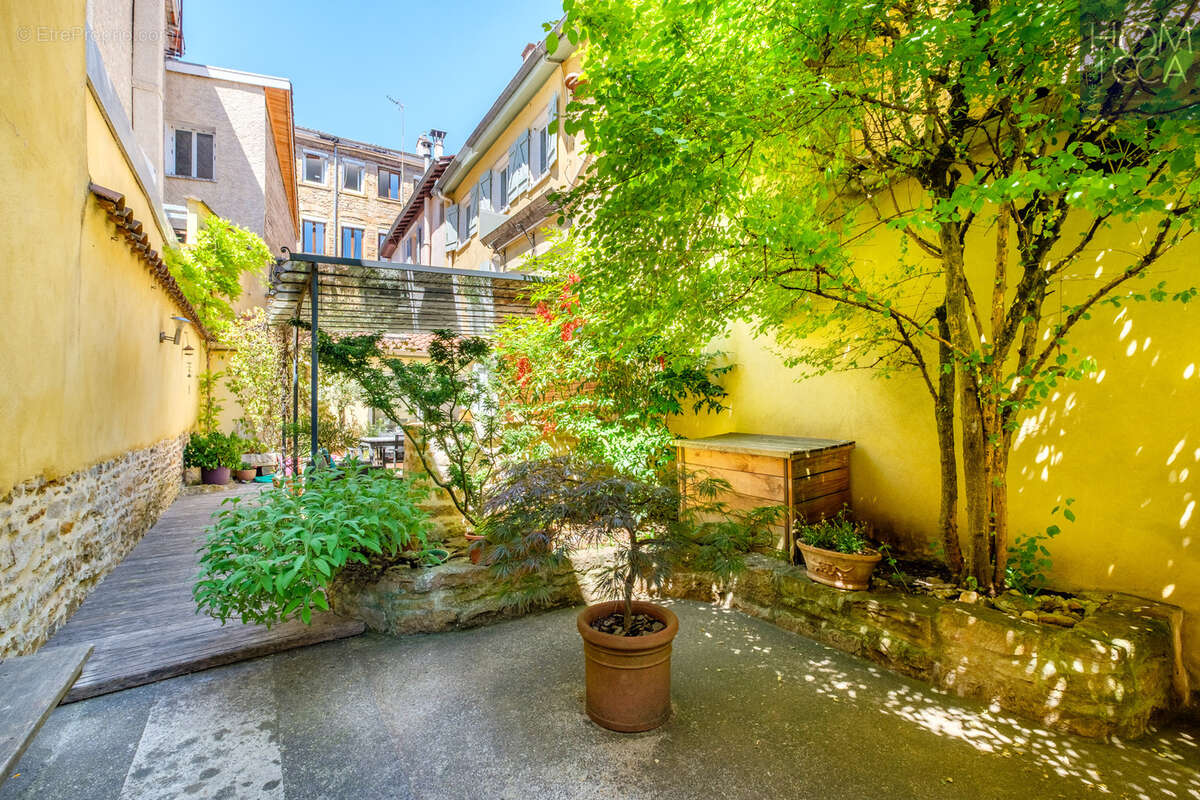 Maison à LYON-9E