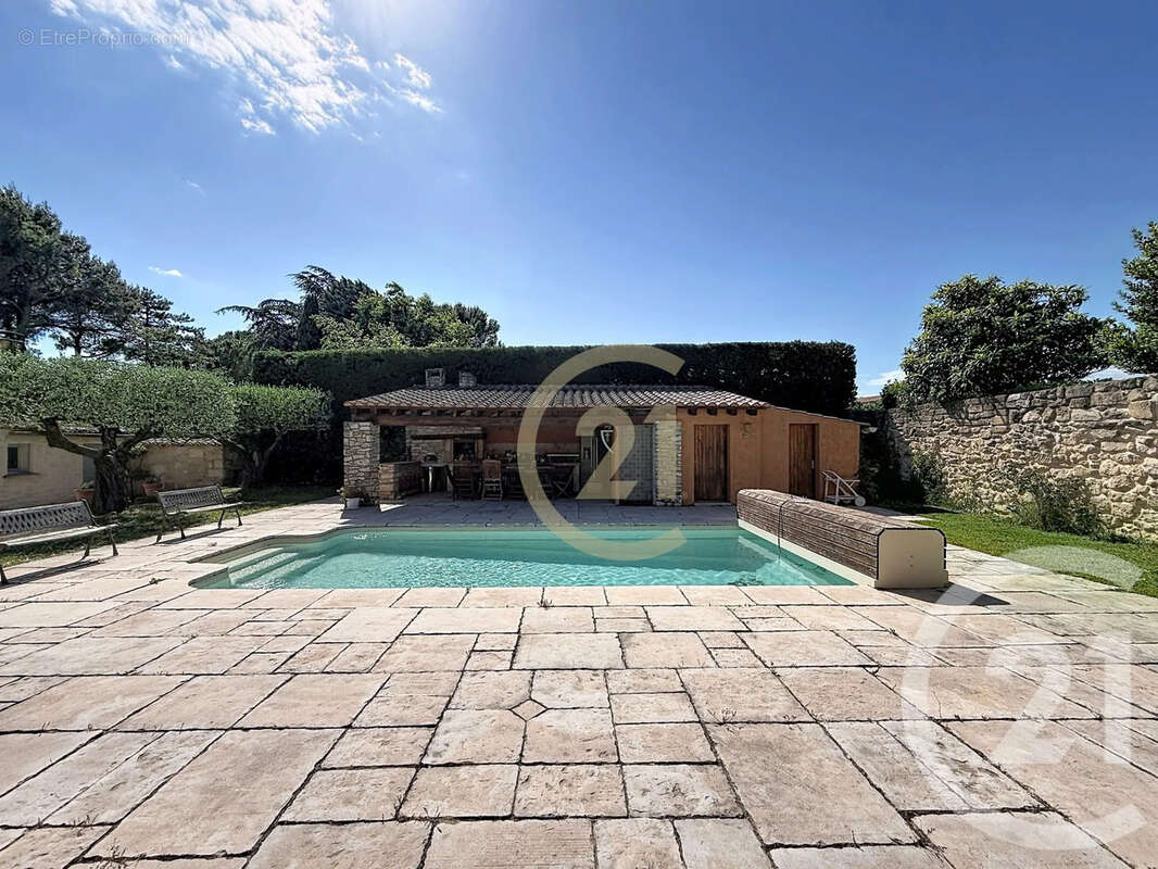 Maison à UZES