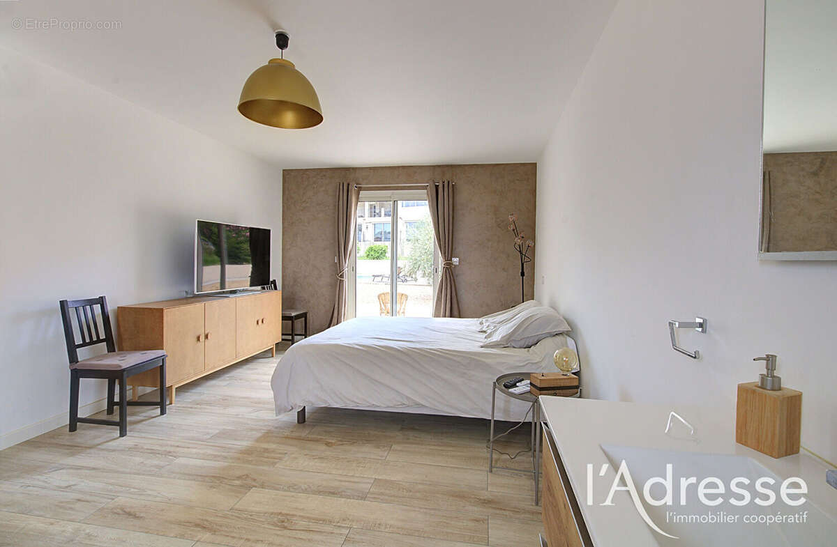 VESCOVATO  Propriété de  1683 m²  2 villas avec piscine. - photo 14