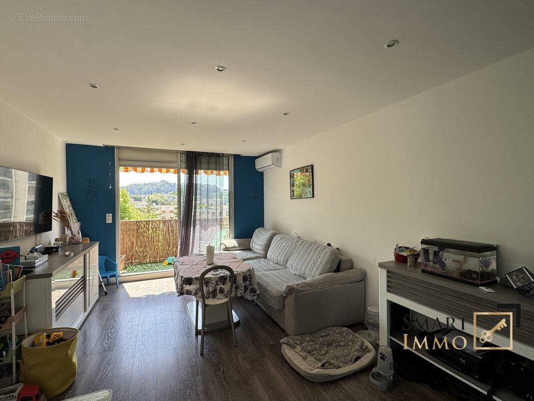 Appartement à VILLENEUVE-LOUBET