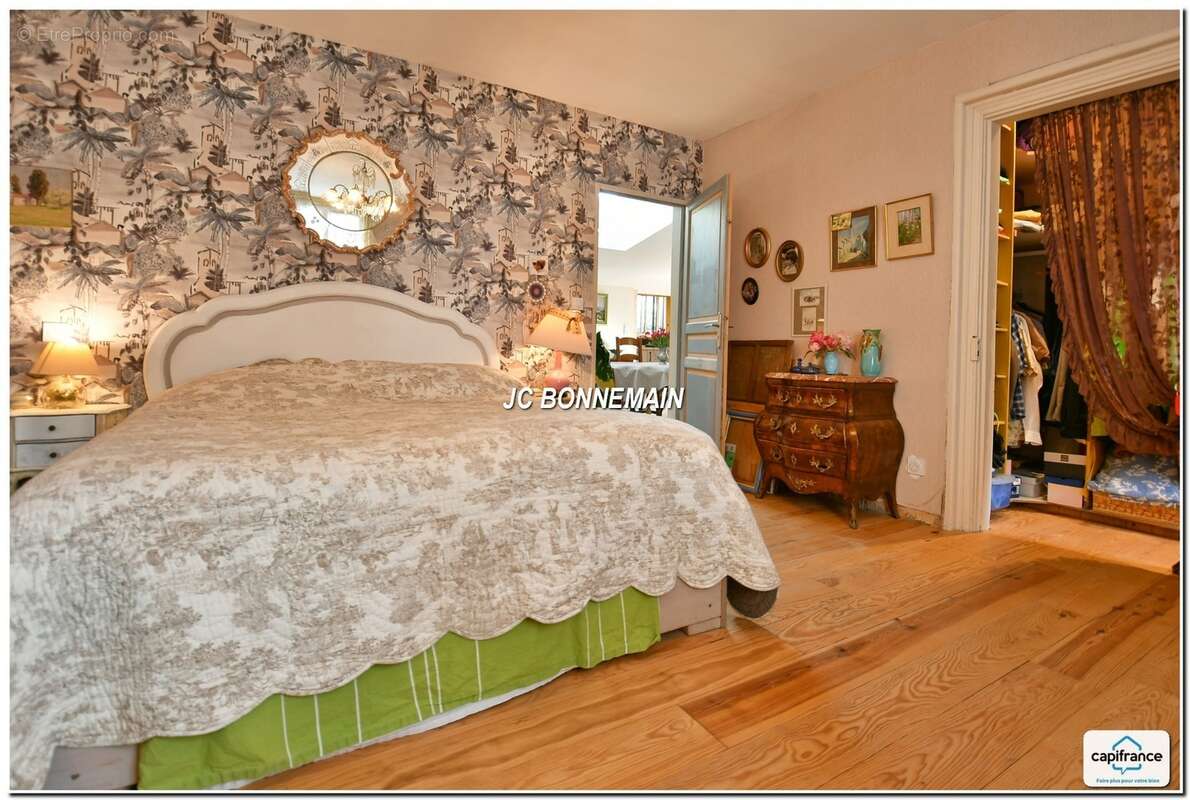 Maison à vendre - Plain Pied - Jardin - Garage - 105 m² - 3 pièces LA TREMBLADE (17) - photo 12