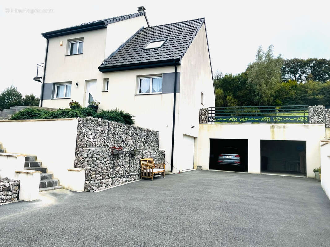 Maison à SAINT-MARTIN-BOULOGNE