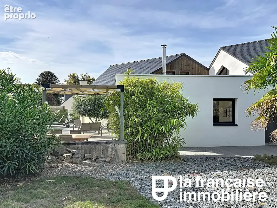 Maison Chateaugiron- plain-pied- dépendance - centre-ville - photo 17