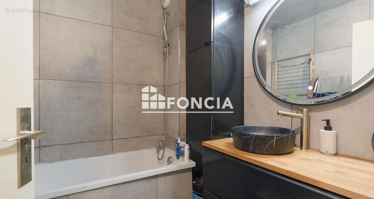 Appartement à RIS-ORANGIS