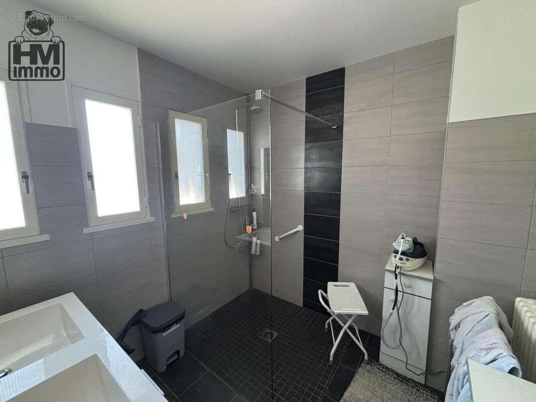 Maison à Saint-Yrieix-La-Perche  - photo 6