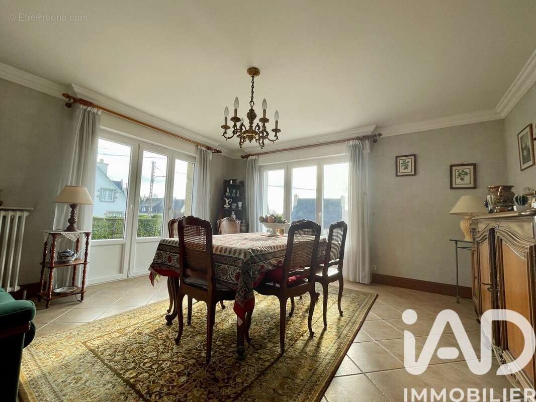 Photo 3 - Maison à ERGUE-GABERIC