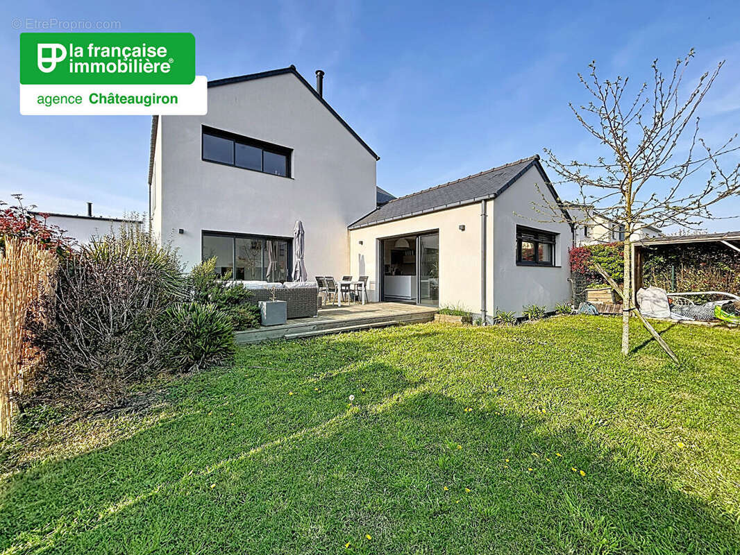 Maison à CHATEAUGIRON