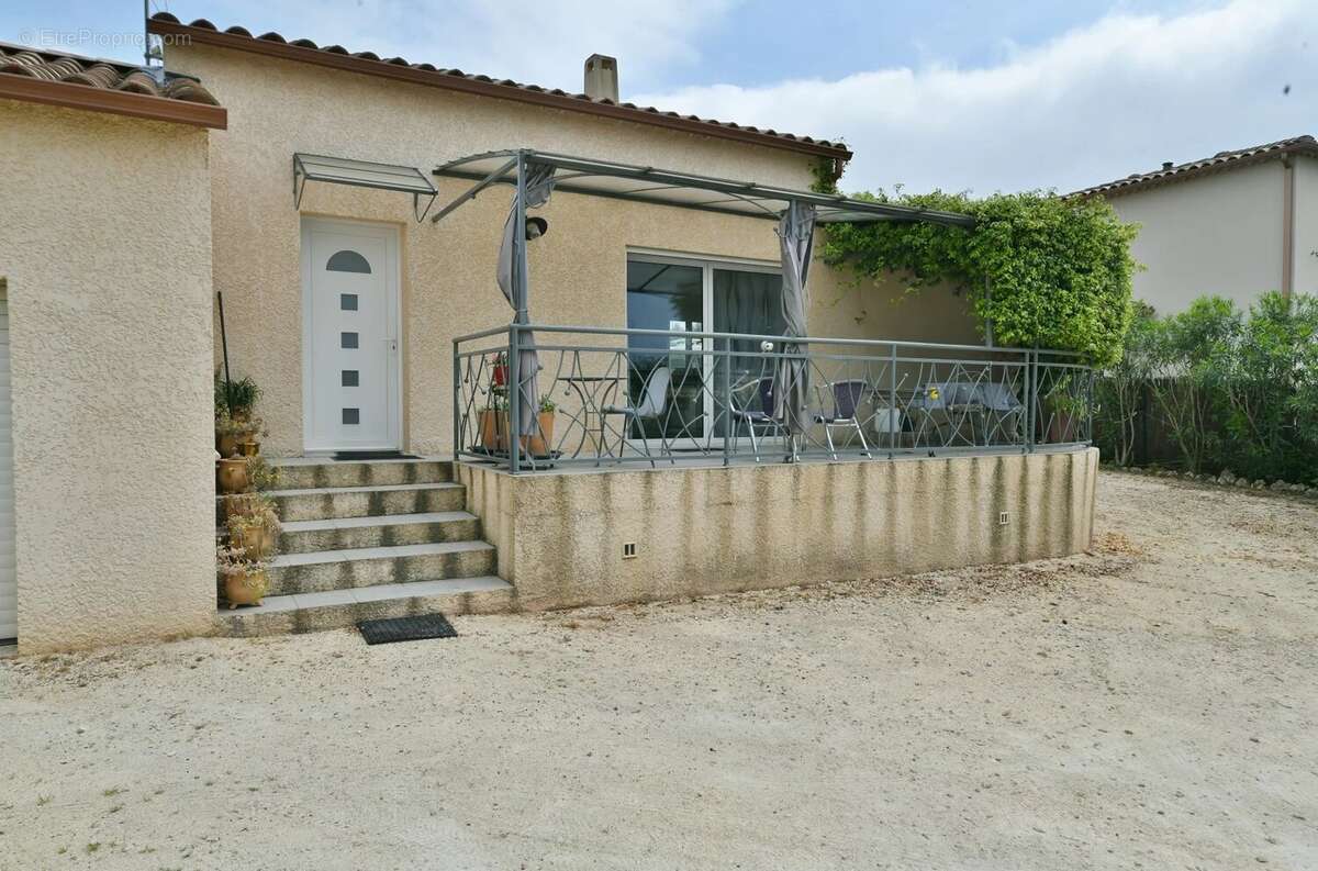 Maison à UZES