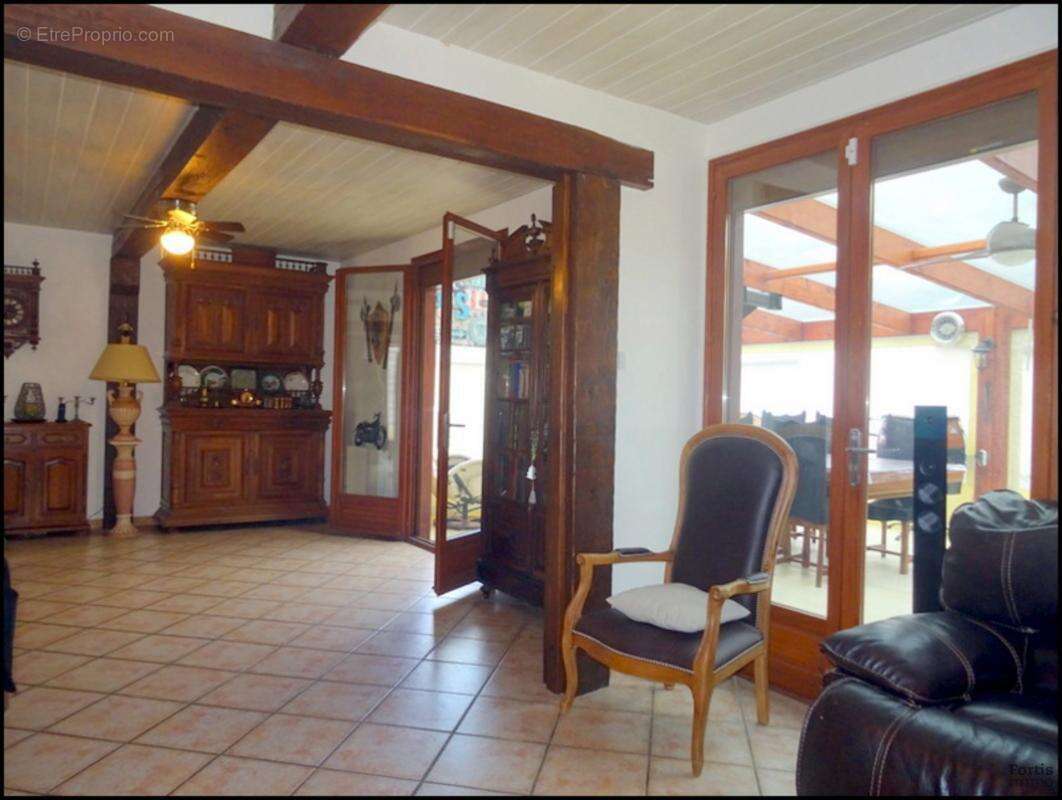 Maison à BORNEL