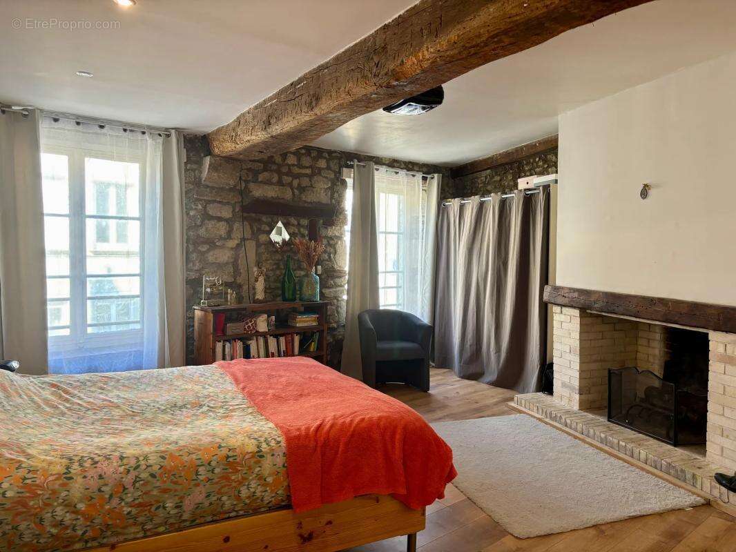 Maison à FAY-AUX-LOGES