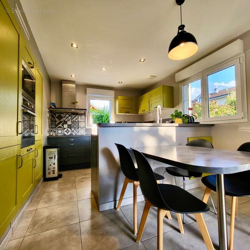 Maison à NEUVECELLE