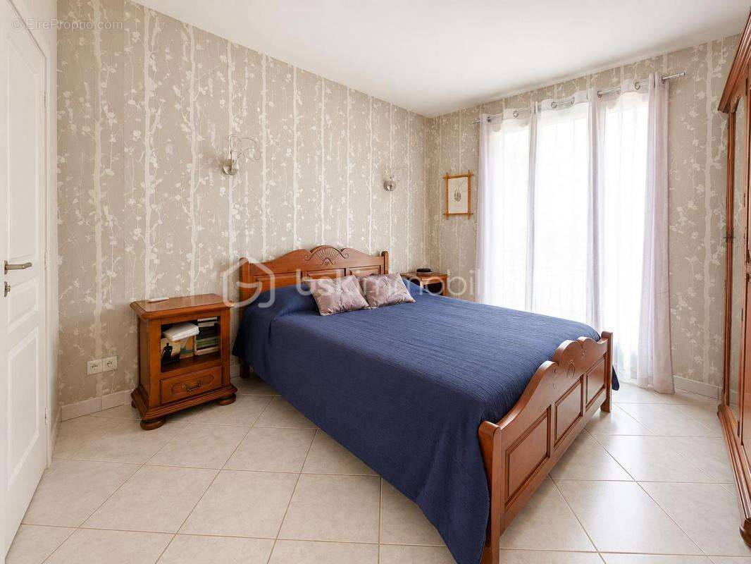 Maison à EPERNON