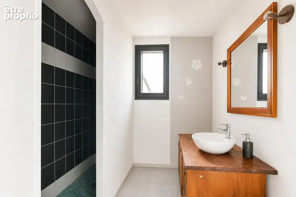 Grande maison 9 pièces avec piscine à Montfaucon - photo 9