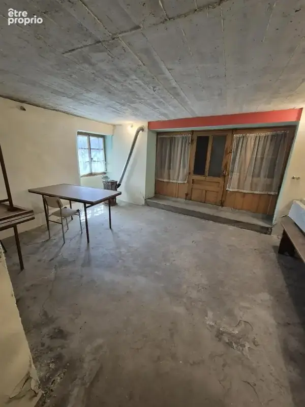 Maison 243 m² à Besse  - photo 4