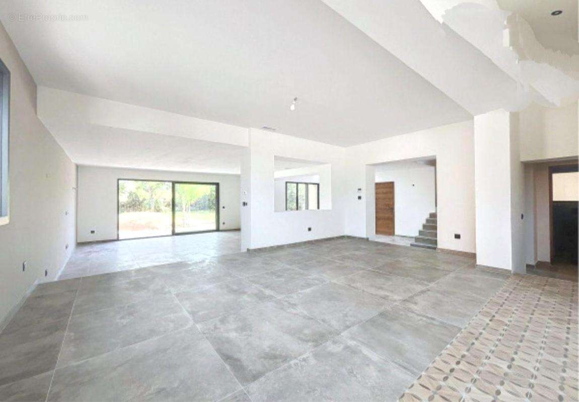 Maison à CANDILLARGUES