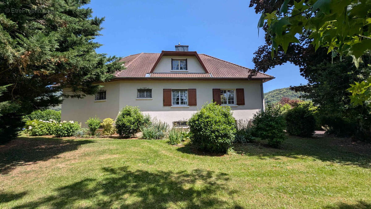 Maison à CUISEAUX