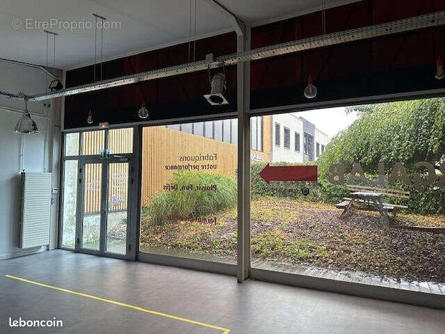 Commerce à VILLENEUVE-D&#039;ASCQ