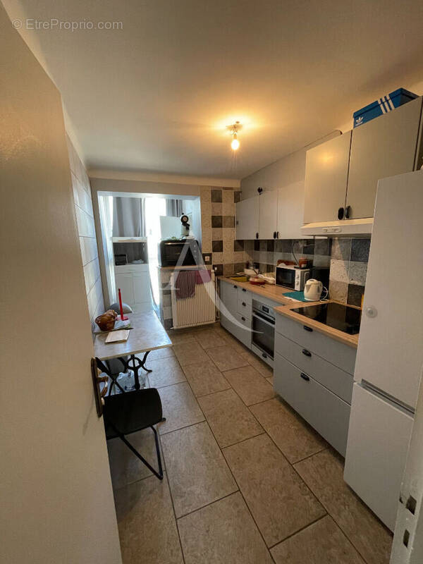 Appartement à SAINT-JEAN-DE-BRAYE