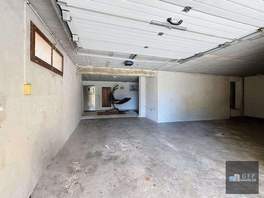 Maison à BORMES-LES-MIMOSAS