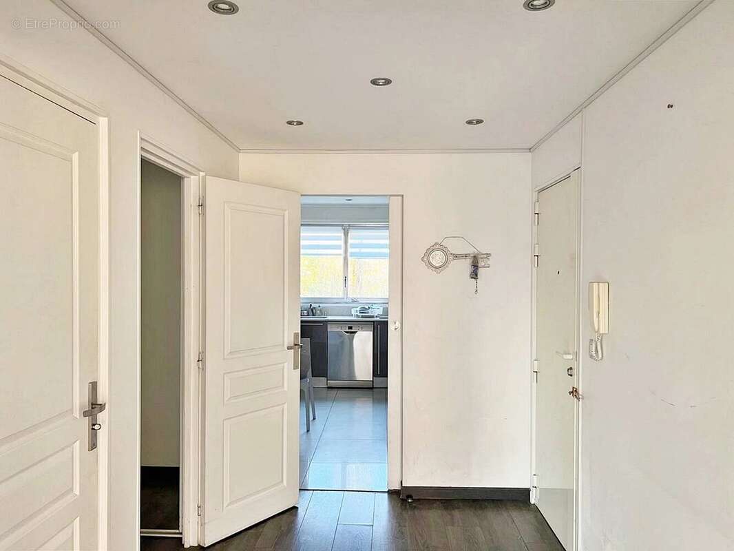 Appartement à SAINT-MAUR-DES-FOSSES