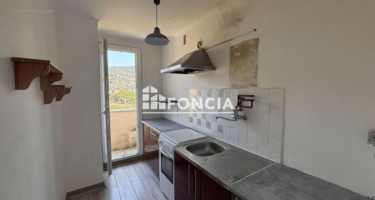 Digne, appartement de type 3 avec balcons et cave - photo 2