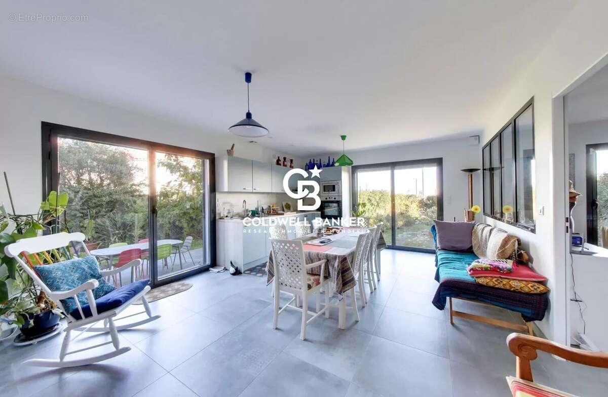 Maison à SAINT-CYPRIEN