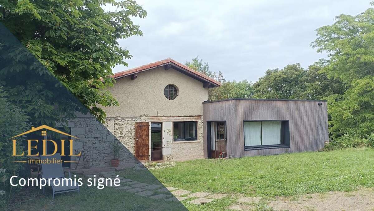 Maison à MAUVEZIN