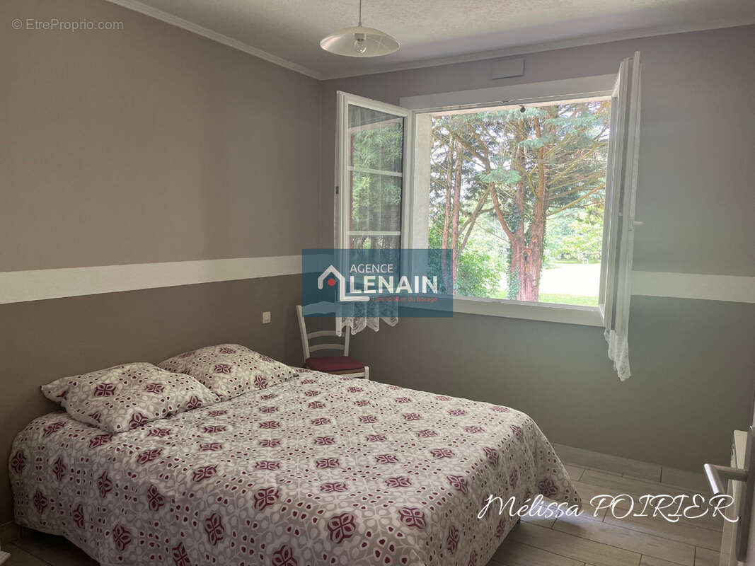 Maison à SAINT-MARTIN-DES-TILLEULS