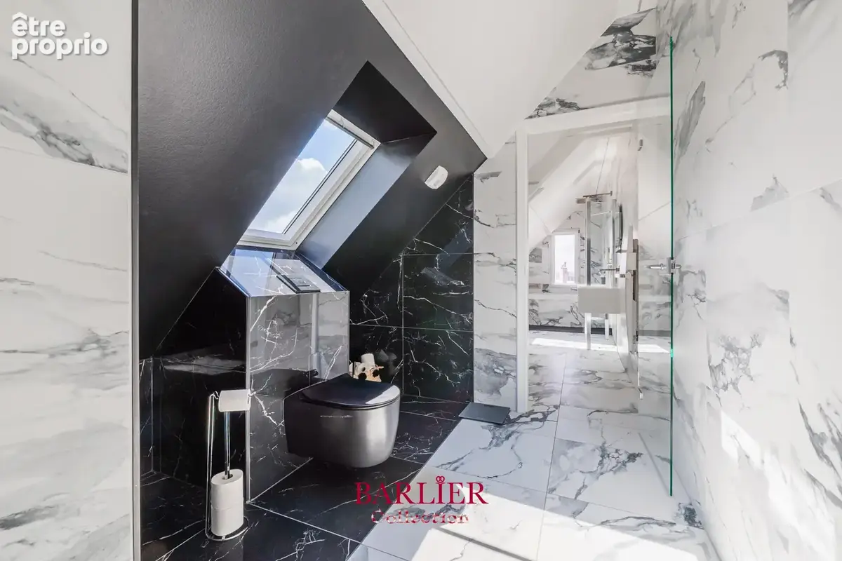 Strasbourg Avenue des Vosges - Superbe appartement de 208,32m2 avec cave et balcon - photo 34