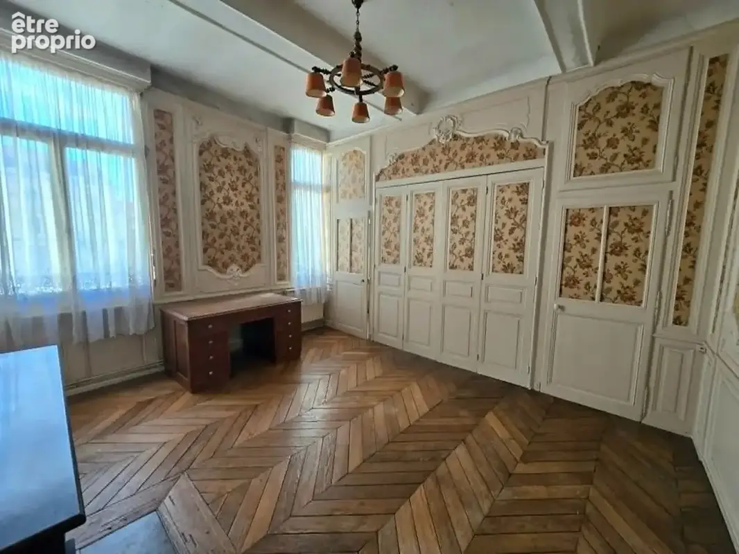 Maison de ville à rénover avec grand garage ? Bar-le-Duc, place Reggio. 176m2 - photo 5