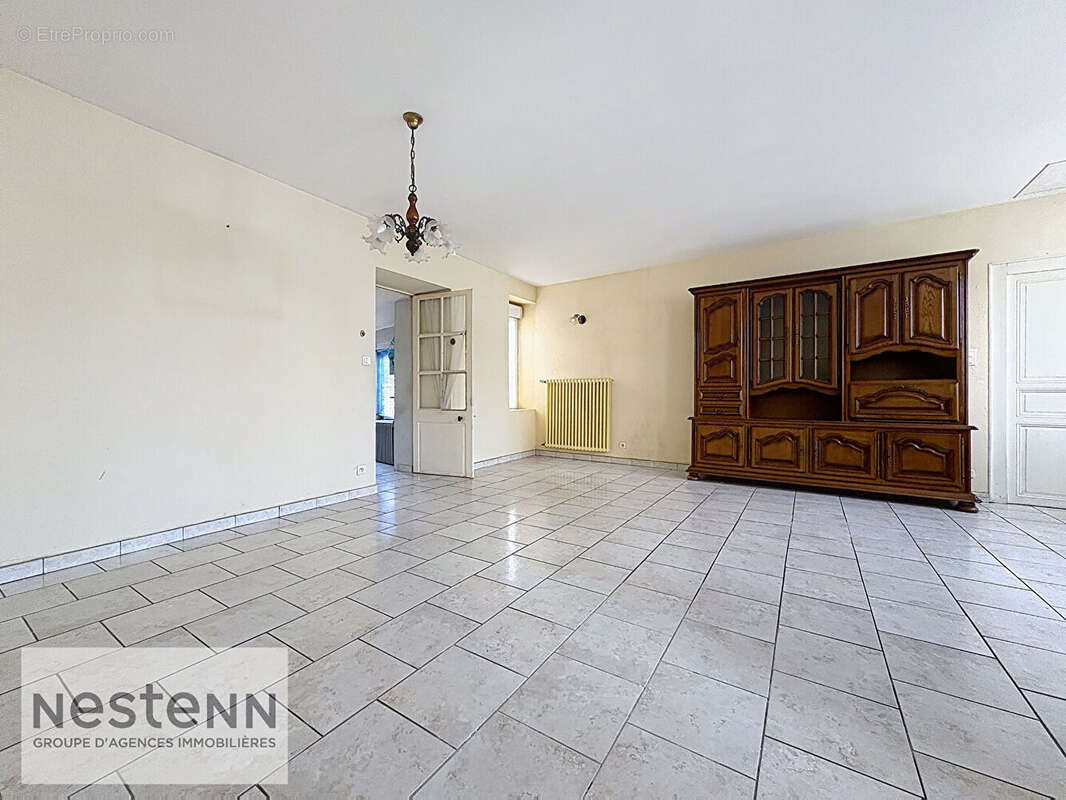 Maison plain-pied 4 pièces à vendre à Saint Gervais - 210 000 - photo 5