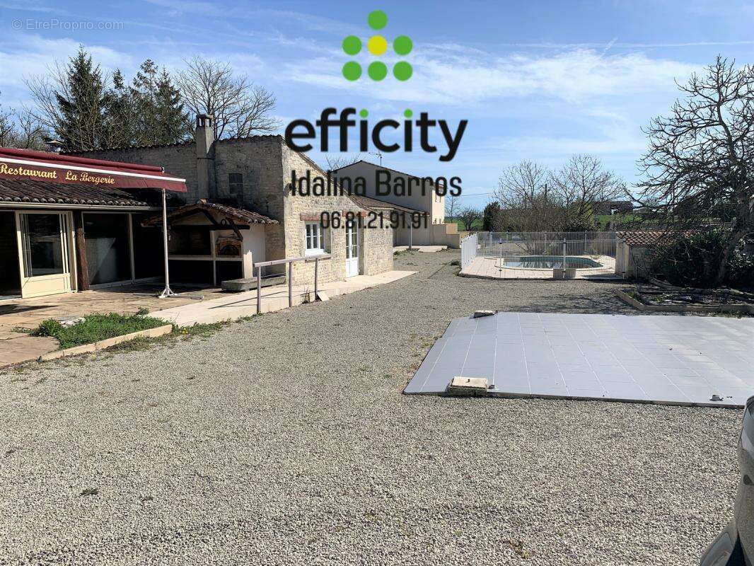 Maison à ROMAZIERES