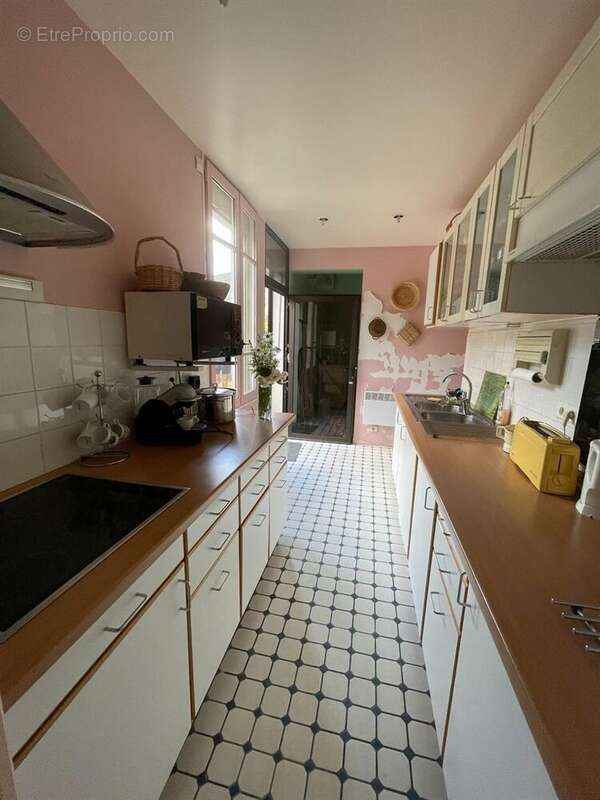 Maison à SAINT-SULPICE-LE-DUNOIS