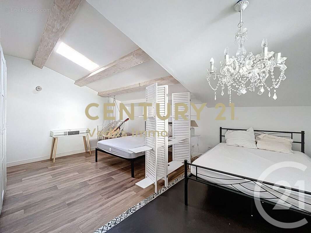 Maison à SAINT-JEAN-DE-VEDAS