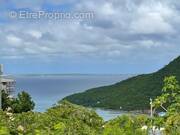 Terrain à SAINT-MARTIN