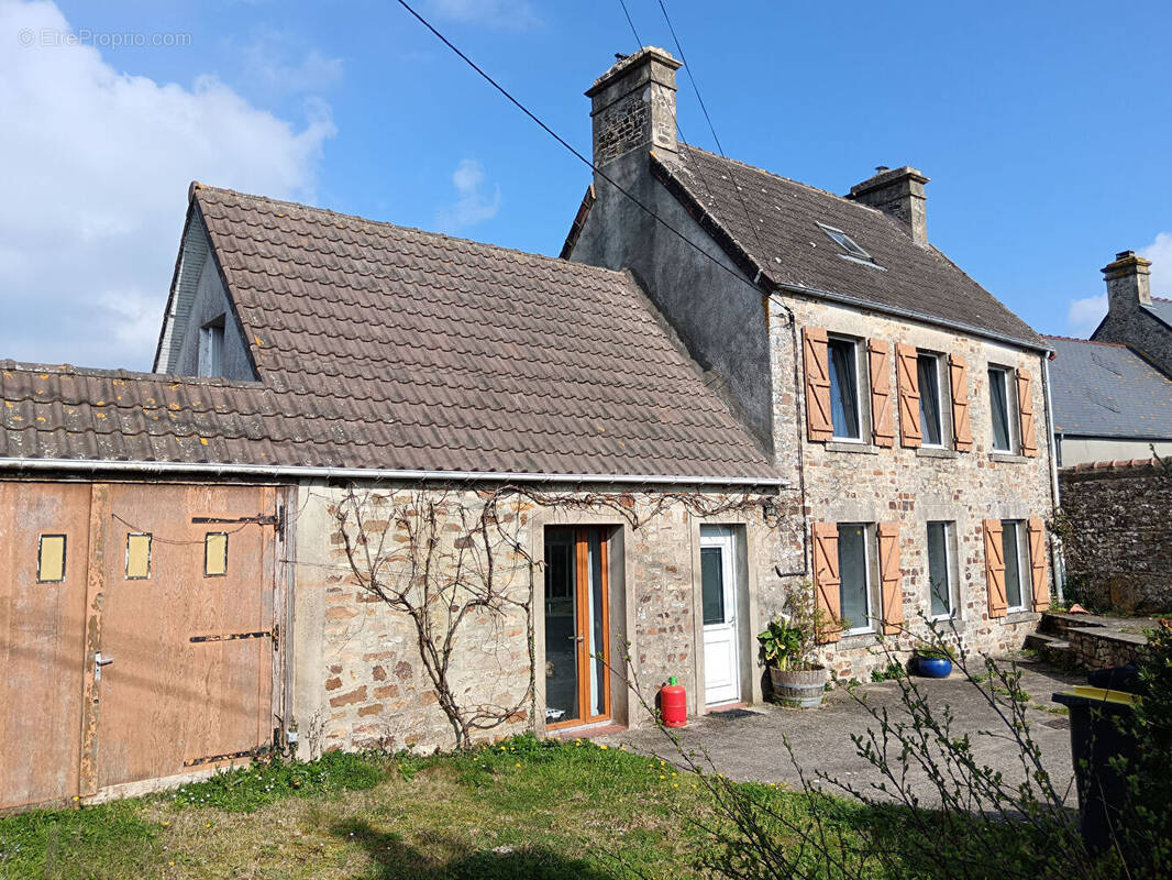 Maison à FIERVILLE-LES-MINES
