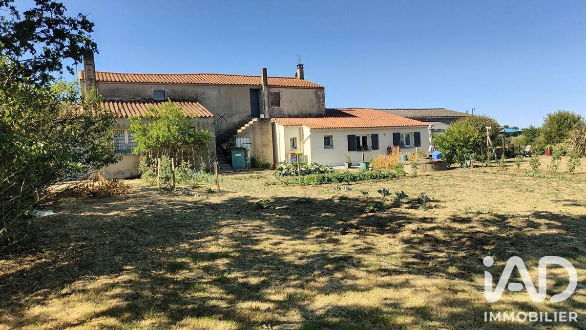 Photo 1 - Maison à GROSBREUIL