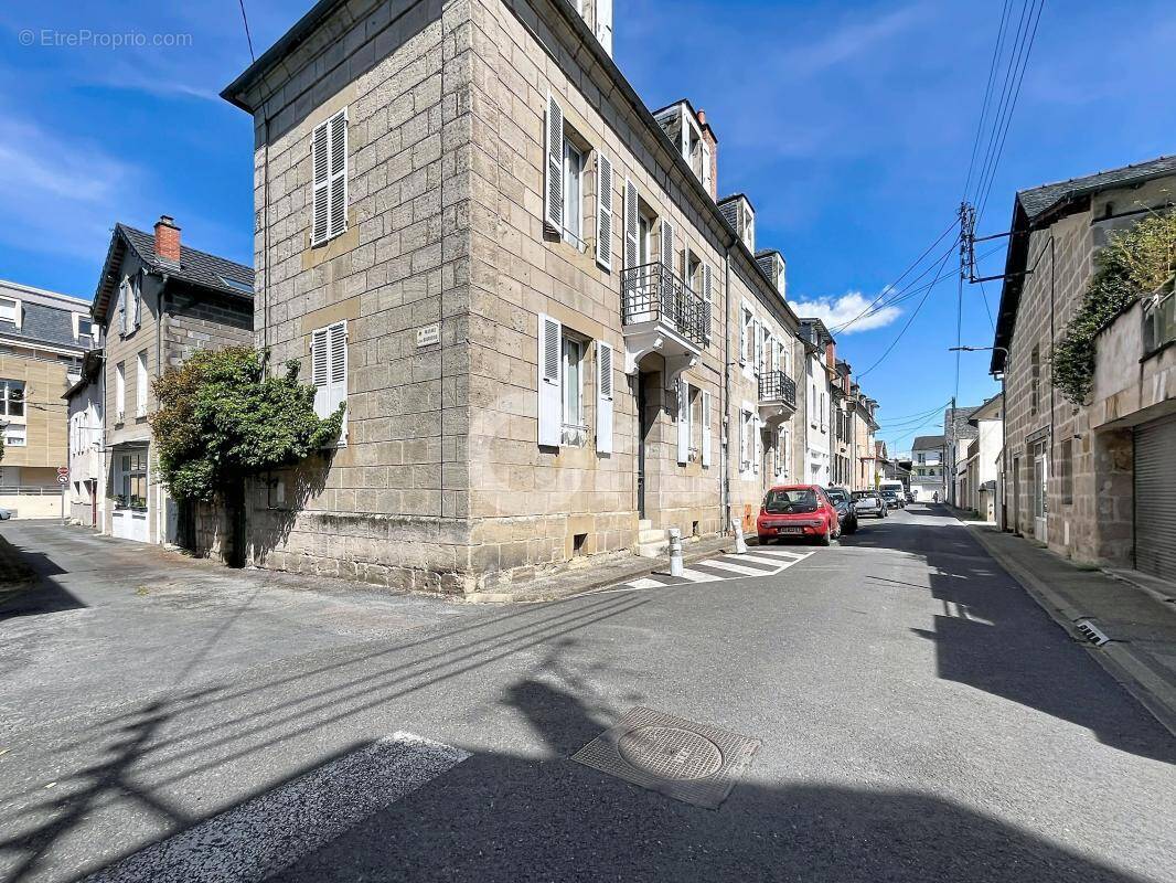 Maison à BRIVE-LA-GAILLARDE